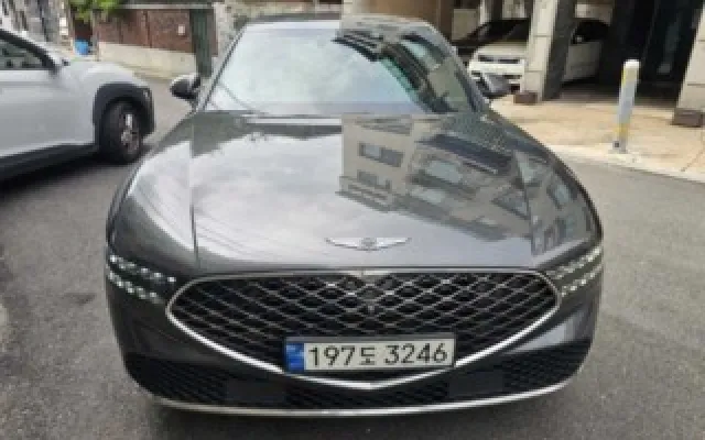 소나타라이즈 중고차 G90(RS4) 3.5T GDI AWD 매물 사진 14 - 2022/04 95,386km